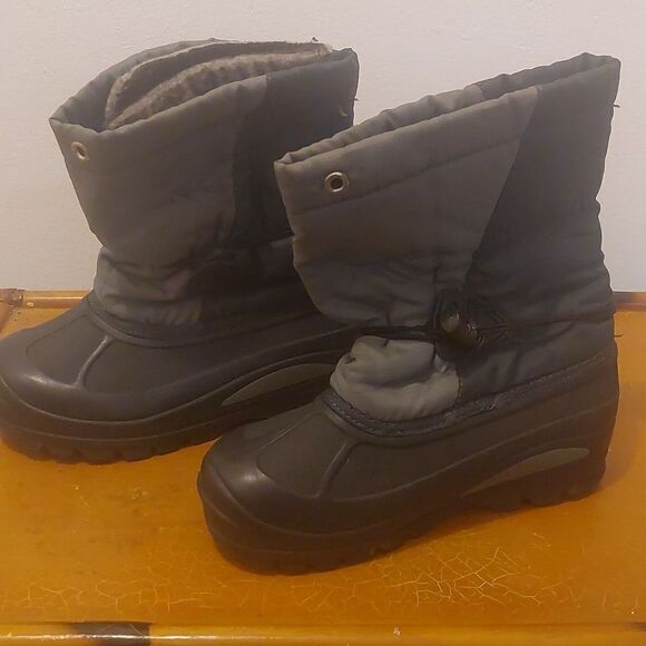 Kids snow boots Size 13 - Picture 3 of 5